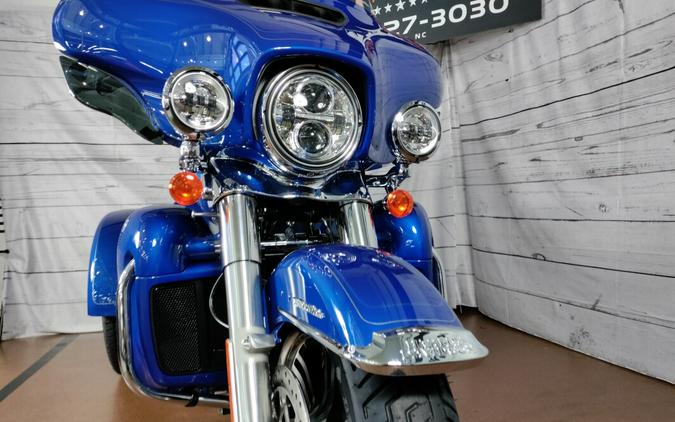 2024 Harley-Davidson Tri Glide Ultra Blue Burst