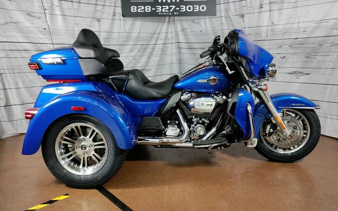 2024 Harley-Davidson Tri Glide Ultra Blue Burst