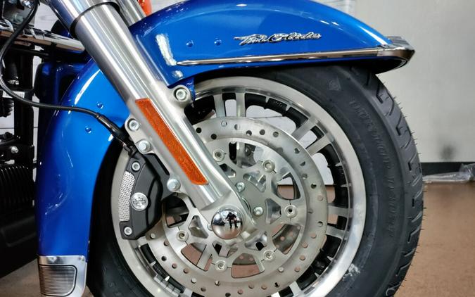 2024 Harley-Davidson Tri Glide Ultra Blue Burst