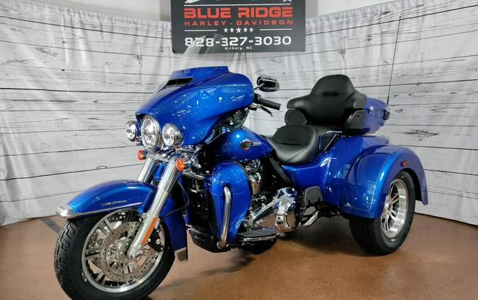 2024 Harley-Davidson Tri Glide Ultra Blue Burst