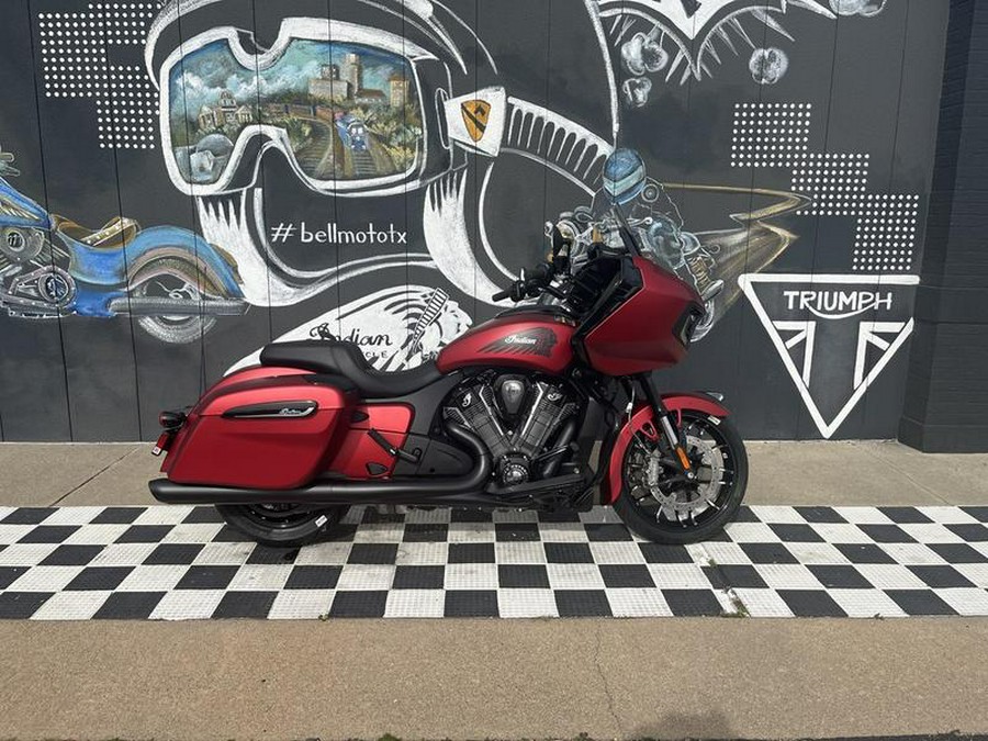 2024 Indian Motorcycle® Challenger® Dark Horse® w/PowerBand Audio Pkg Sunset Red Smoke