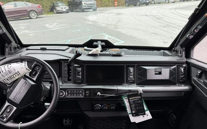 2026 Can-Am Defender MAX Limited HD11