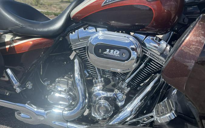 2011 Harley-Davidson Street Glide CVO