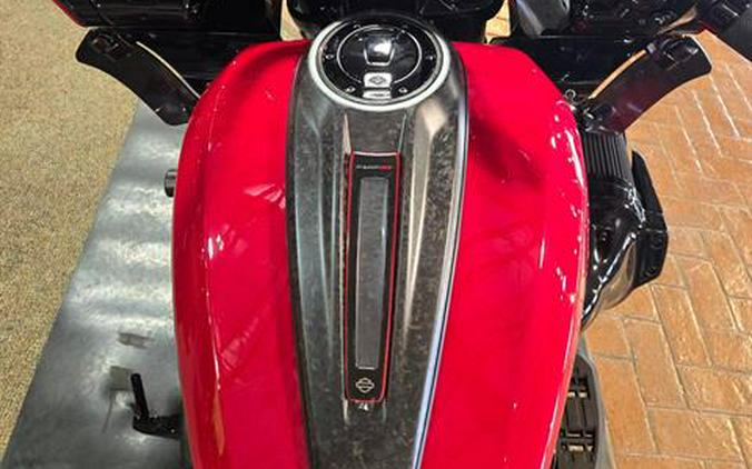 2025 Harley-Davidson CVO™ Road Glide® ST