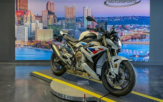 2024 BMW S 1000 R Light White/M Motorsport