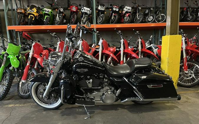 2017 Harley-Davidson FLHR - Road King