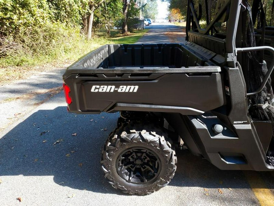 2025 Can-Am® Defender MAX DPS HD9 Stealth Black