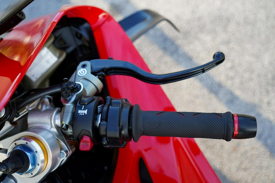 2023 Ducati Panigale V4 S Ducati Red