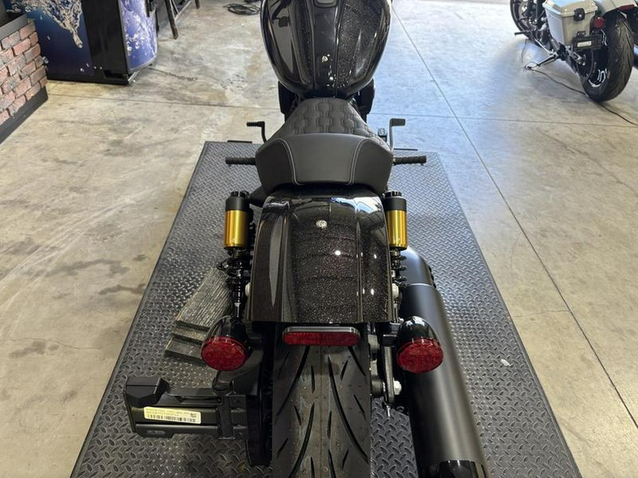 2026 Indian Motorcycle® 101 Scout® Black Crystal with Super Graphite