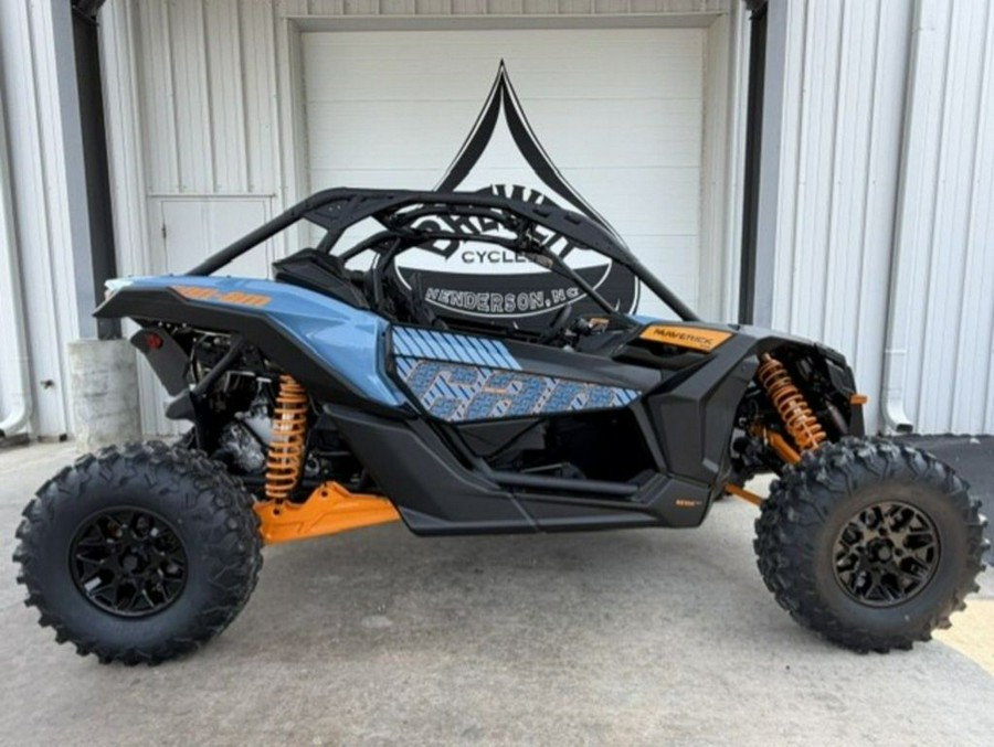 2026 Can-Am® Maverick X3 RS Turbo Scandi Blue & Orange Crush