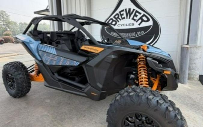 2026 Can-Am® Maverick X3 RS Turbo Scandi Blue & Orange Crush