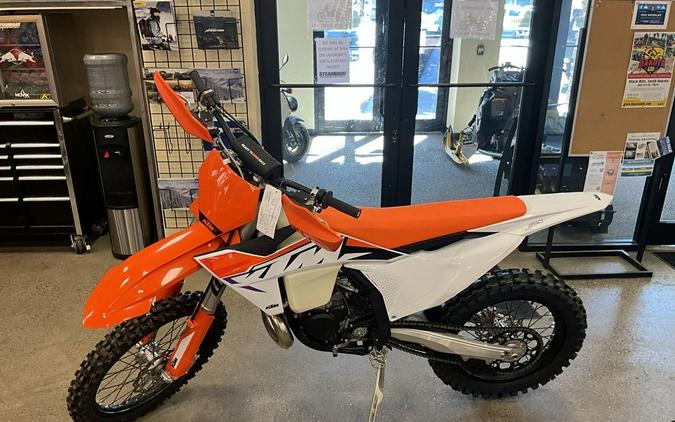 2023 KTM 250 XC