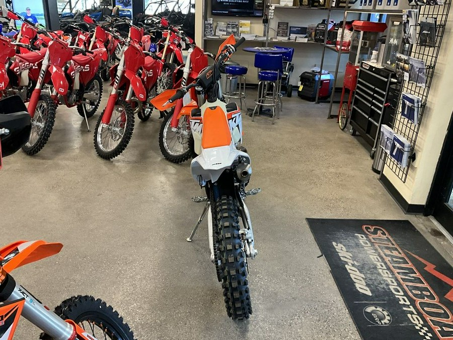 2023 KTM 250 XC