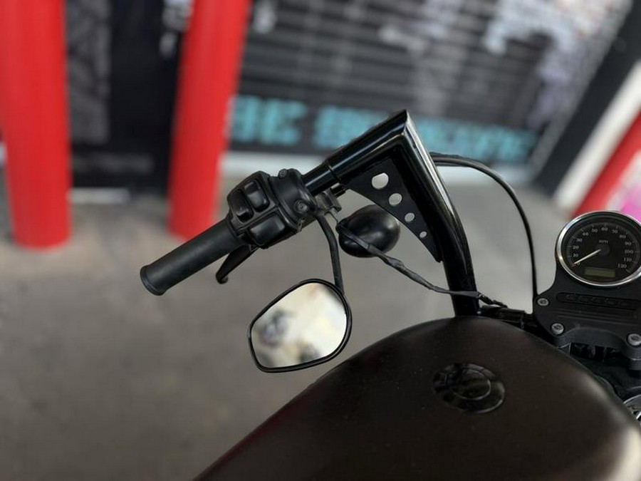 2013 Harley-Davidson® XL883N - Sportster® Iron 883™
