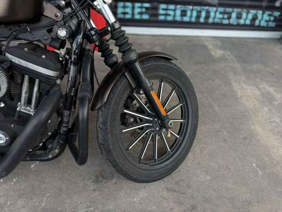 2013 Harley-Davidson® XL883N - Sportster® Iron 883™