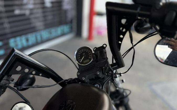 2013 Harley-Davidson® XL883N - Sportster® Iron 883™