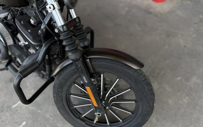 2013 Harley-Davidson® XL883N - Sportster® Iron 883™