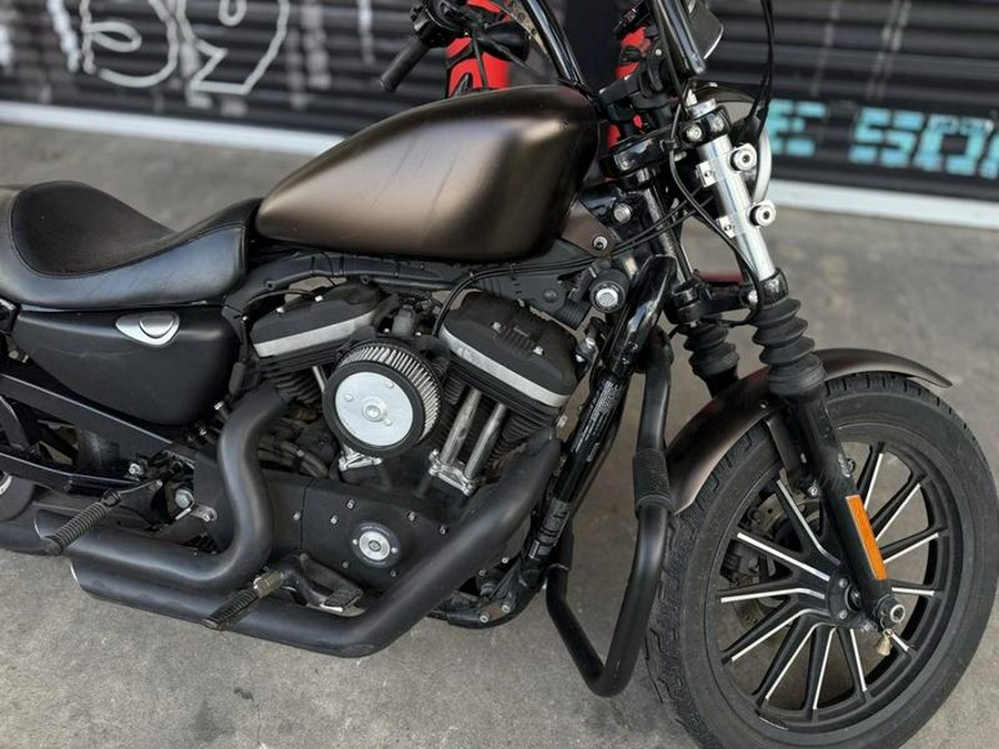 2013 Harley-Davidson® XL883N - Sportster® Iron 883™