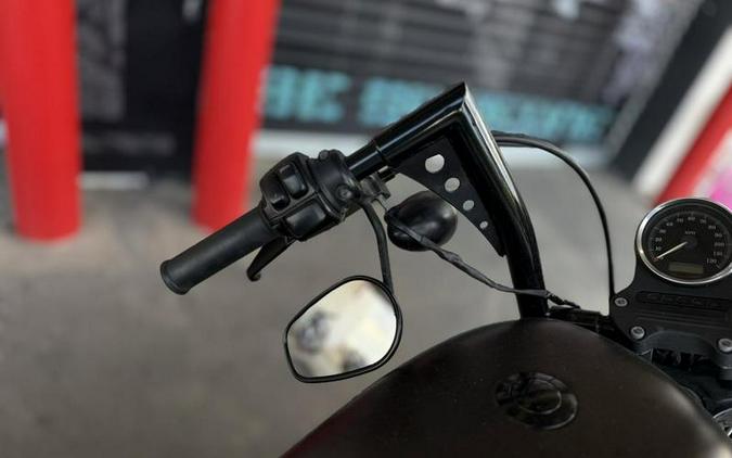 2013 Harley-Davidson® XL883N - Sportster® Iron 883™