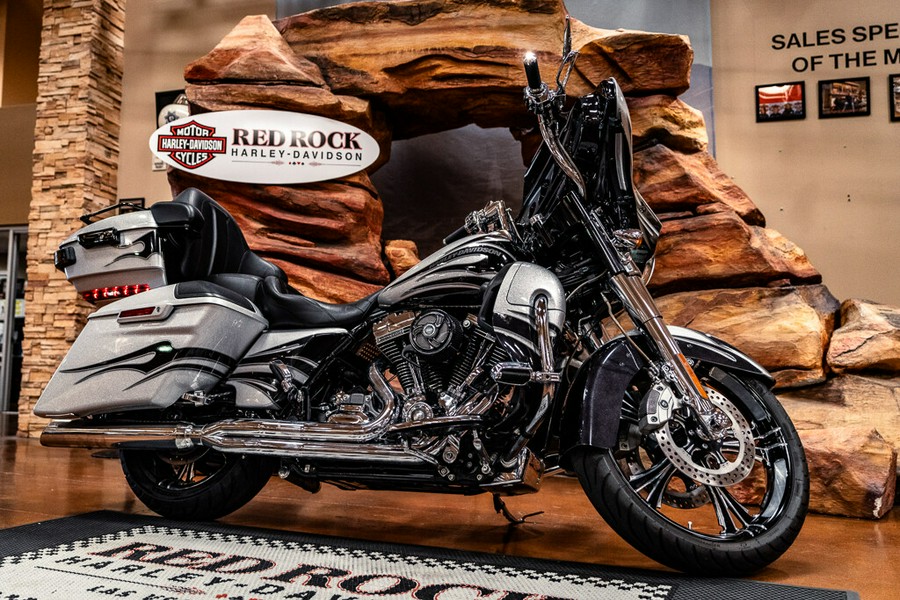2015 Harley-Davidson CVO Street Glide