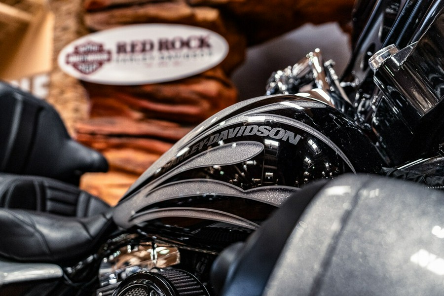 2015 Harley-Davidson CVO Street Glide