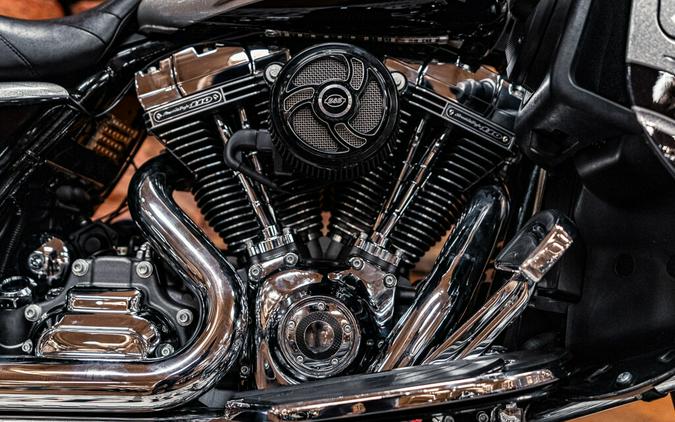 2015 Harley-Davidson CVO Street Glide