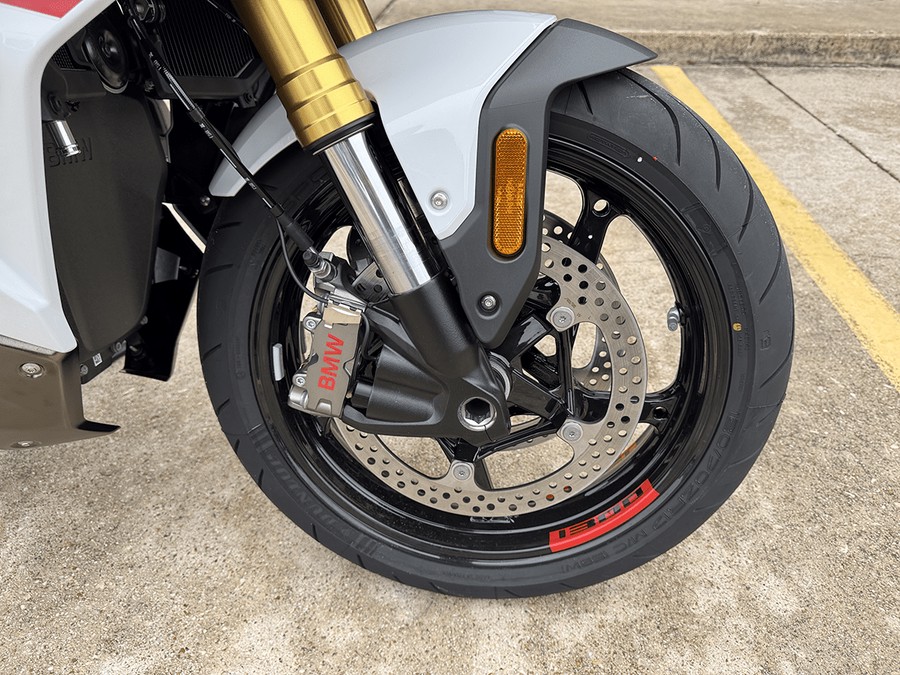 2026 BMW R1300RS