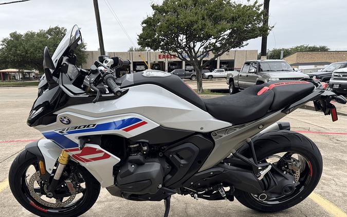 2026 BMW R1300RS