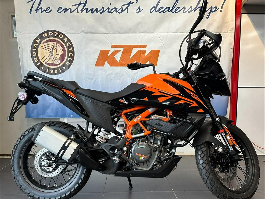 2024 KTM Adventure 390