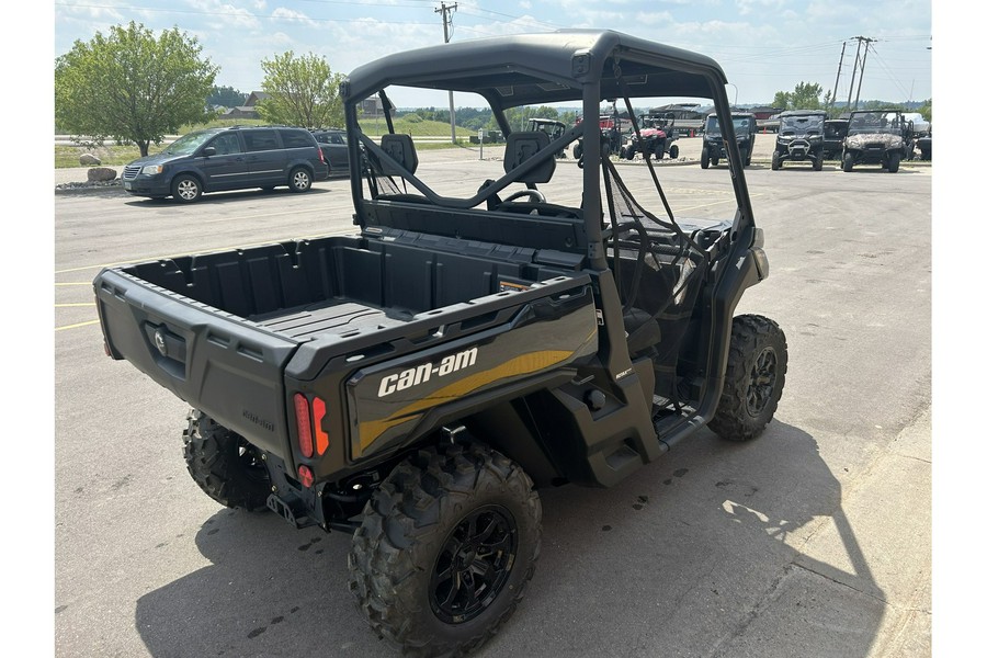 2025 Can-Am SSV DEF XT 62 HD9 BK 25 XT HD10