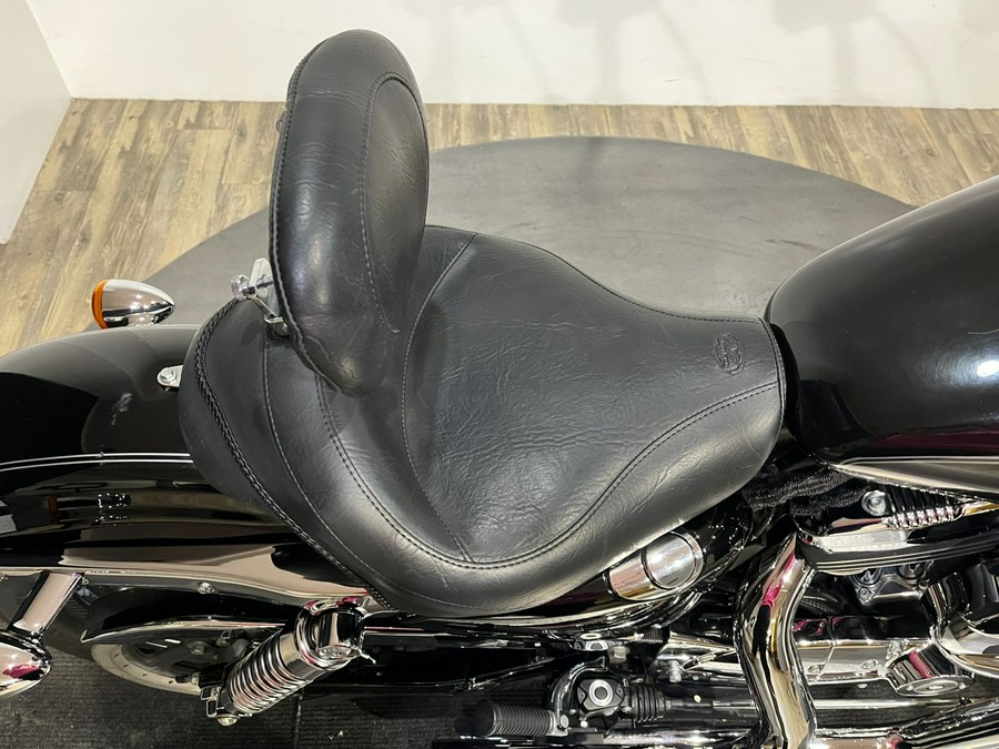 2014 Harley-Davidson 1200 Custom