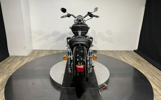 2014 Harley-Davidson 1200 Custom