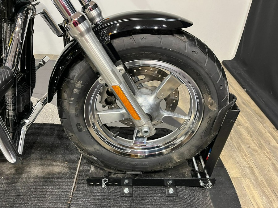 2014 Harley-Davidson 1200 Custom