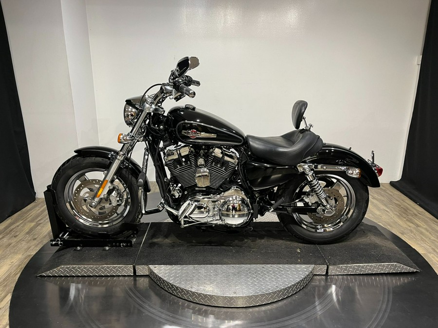 2014 Harley-Davidson 1200 Custom