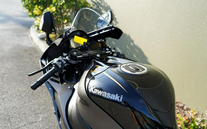 2023 Kawasaki Ninja® ZX™-10R