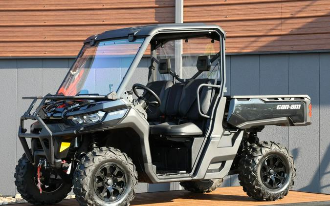 2024 CAN-AM DEFENDER XT HD9