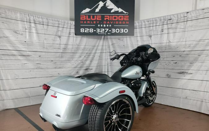 2024 Harley-Davidson Road Glide 3 Atlas Silver Metallic – Black Finish