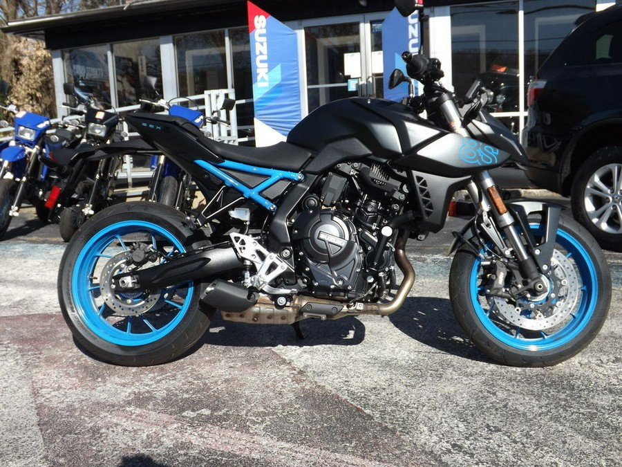 2024 Suzuki GSX-8S