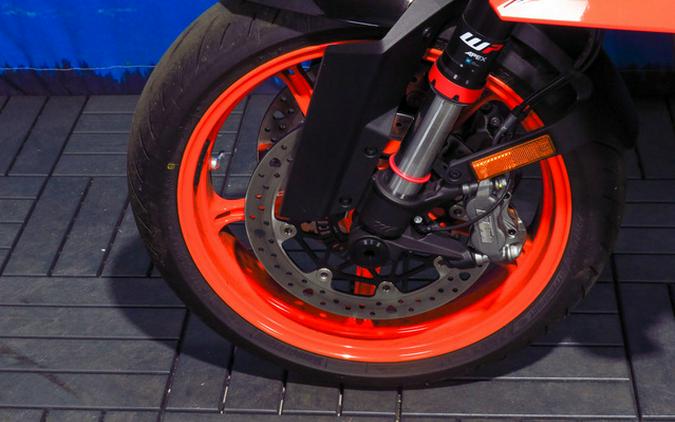 2024 KTM 990 Duke