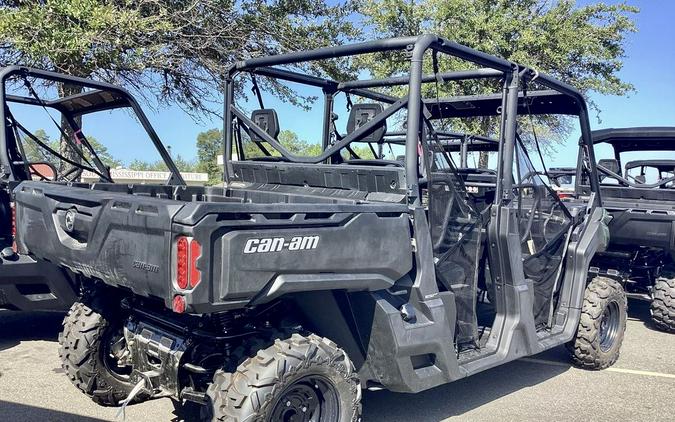 2023 Can-Am™ Defender MAX HD7