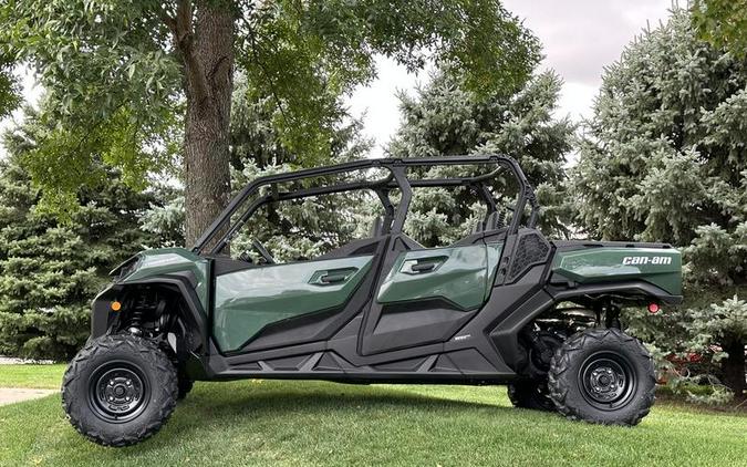 2023 Can-Am® Commander MAX DPS