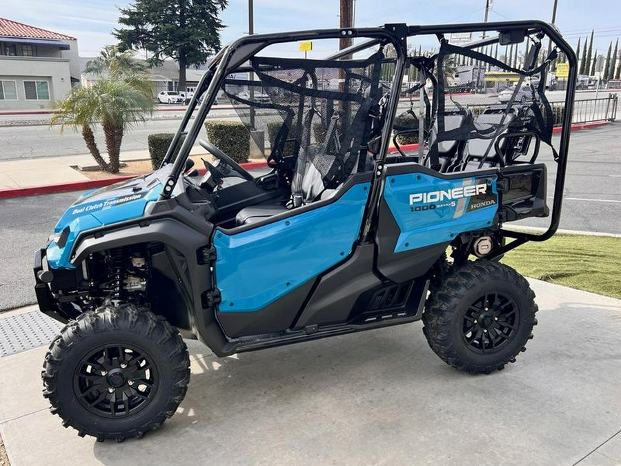 2025 Honda® Pioneer 1000-5 Deluxe