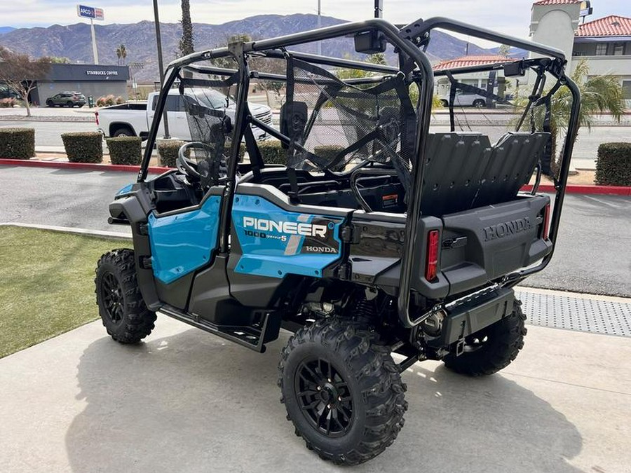 2025 Honda® Pioneer 1000-5 Deluxe