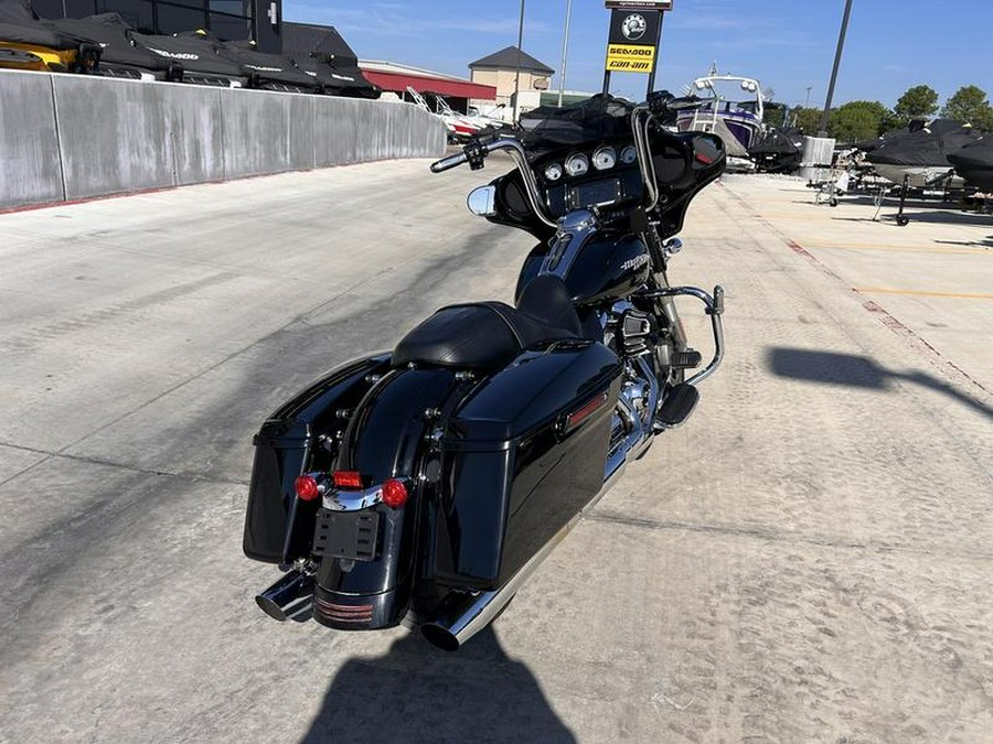 2017 Harley-Davidson® FLHXS - Street Glide® Special