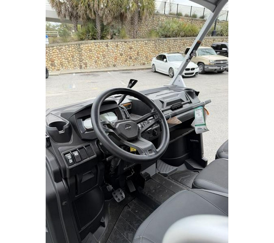 2025 Can-Am® Defender X mr HD10 Hyper Silver & Legion Red