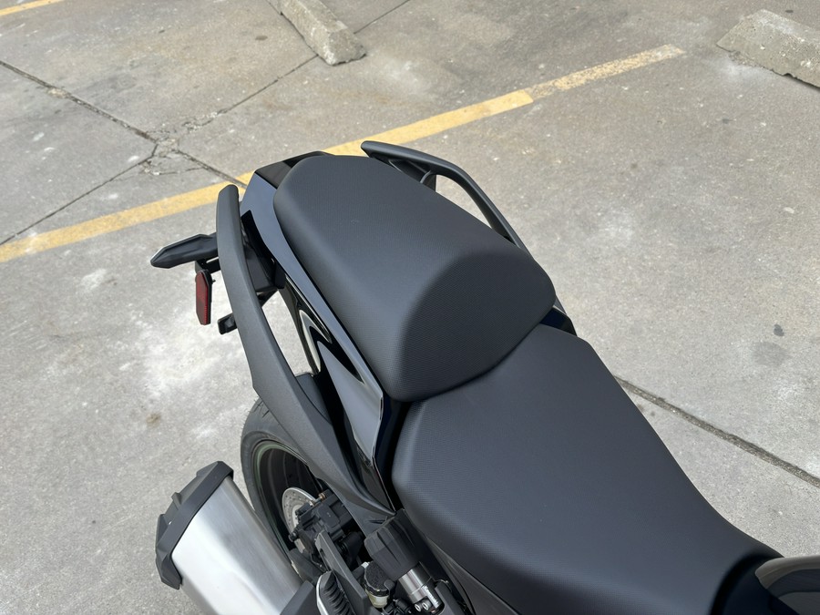 2025 Kawasaki Ninja 1100SX ABS