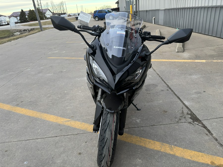 2025 Kawasaki Ninja 1100SX ABS