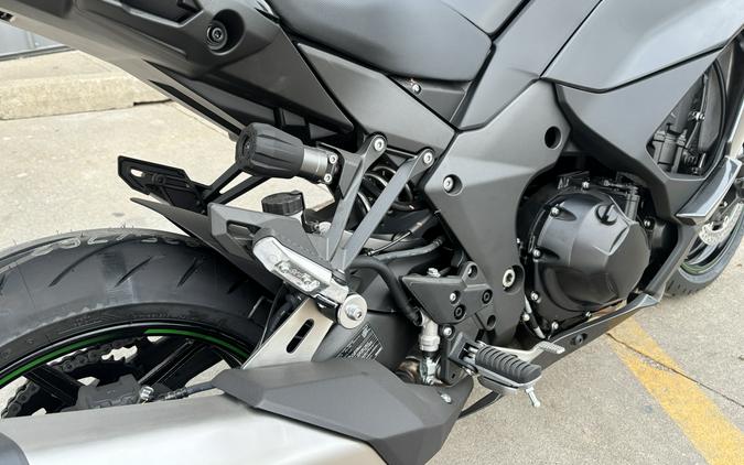 2025 Kawasaki Ninja 1100SX ABS