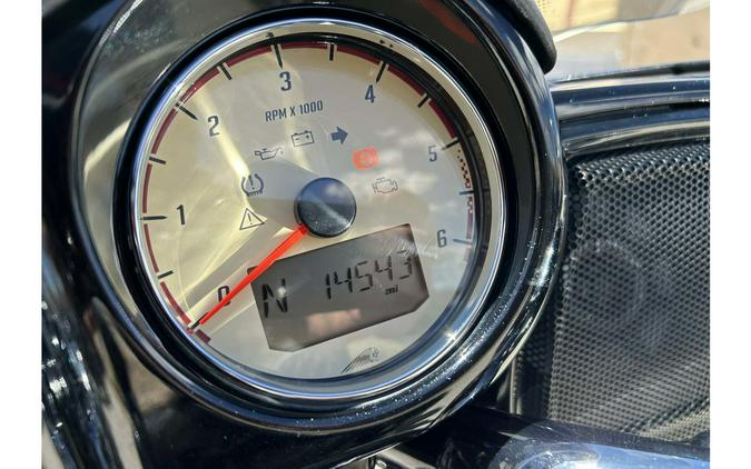 2017 CHIEFTAIN, THUNDER BLK PEARL, 49ST Base - Indian Motorcycle
