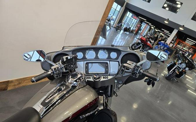 2015 Harley-Davidson® FLHTKSE - CVO™ Limited